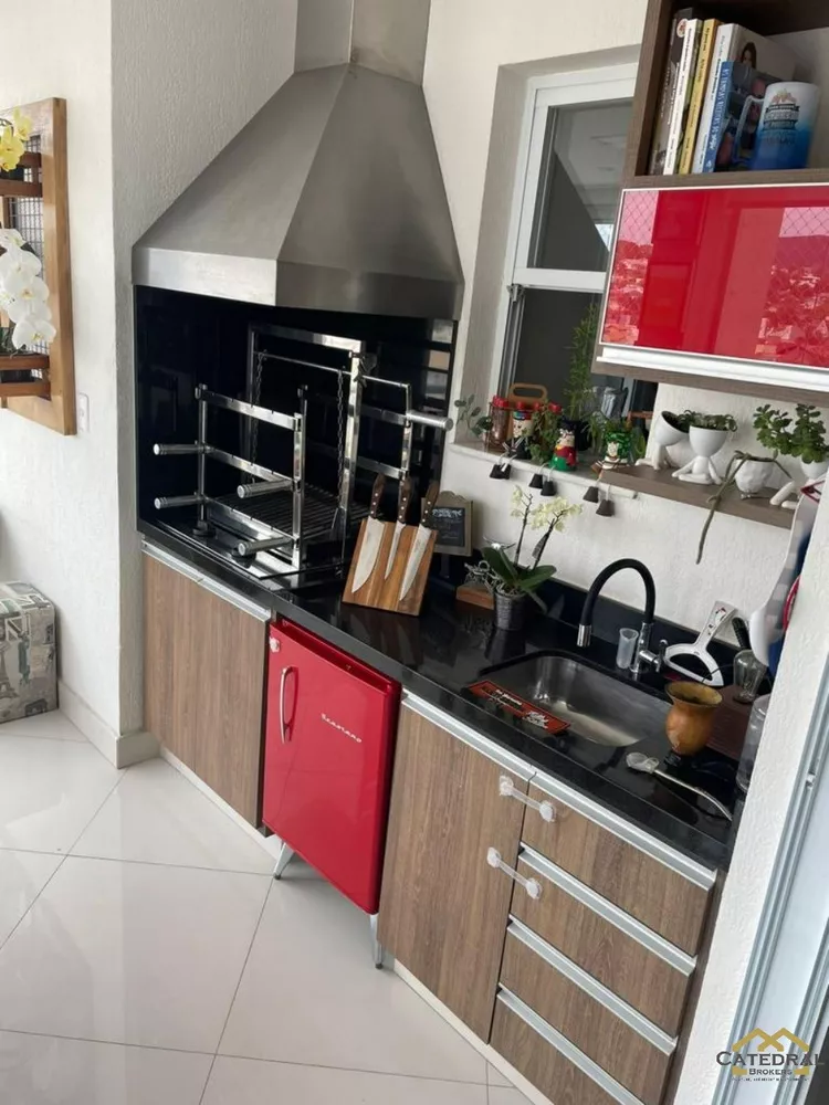 Apartamento à venda com 3 quartos, 117m² - Foto 4