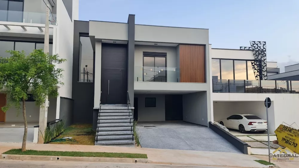 Casa de Condomínio à venda com 4 quartos, 190m² - Foto 1