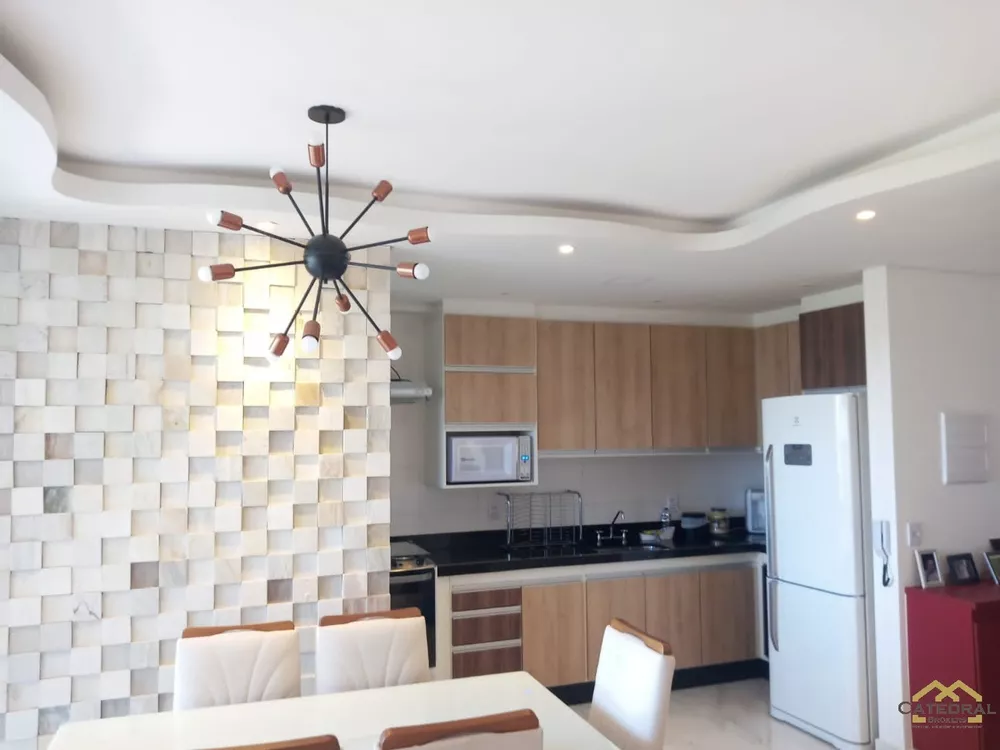 Apartamento à venda com 3 quartos, 84m² - Foto 4