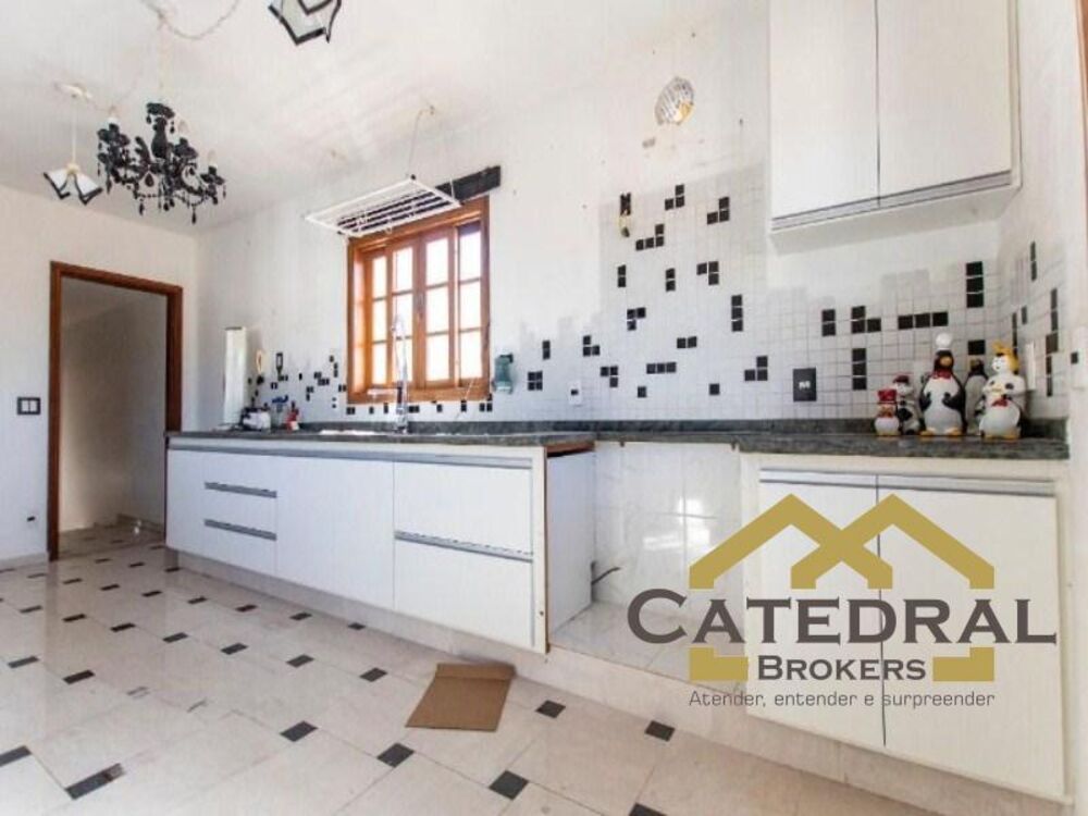 Sobrado à venda com 4 quartos, 800m² - Foto 27