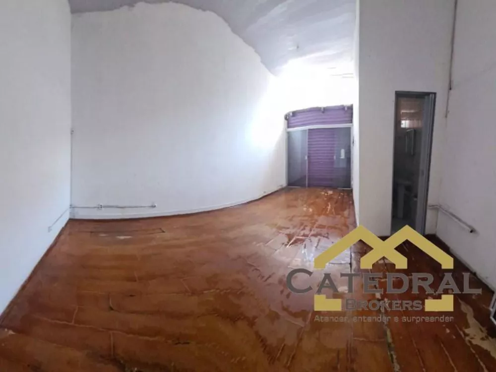 Sobrado à venda com 4 quartos, 256m² - Foto 4