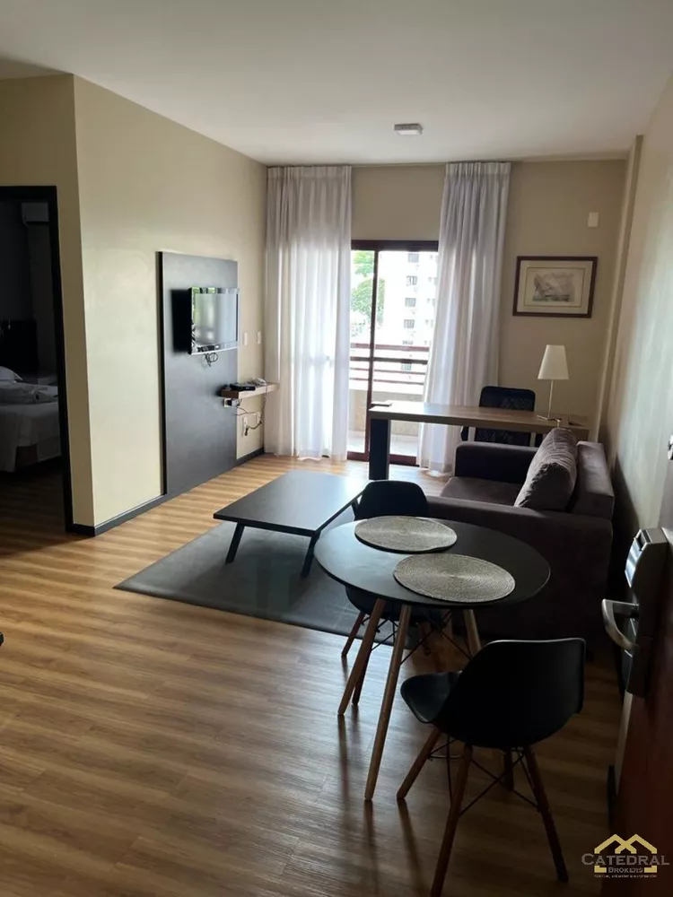 Apartamento à venda com 1 quarto, 54m² - Foto 1