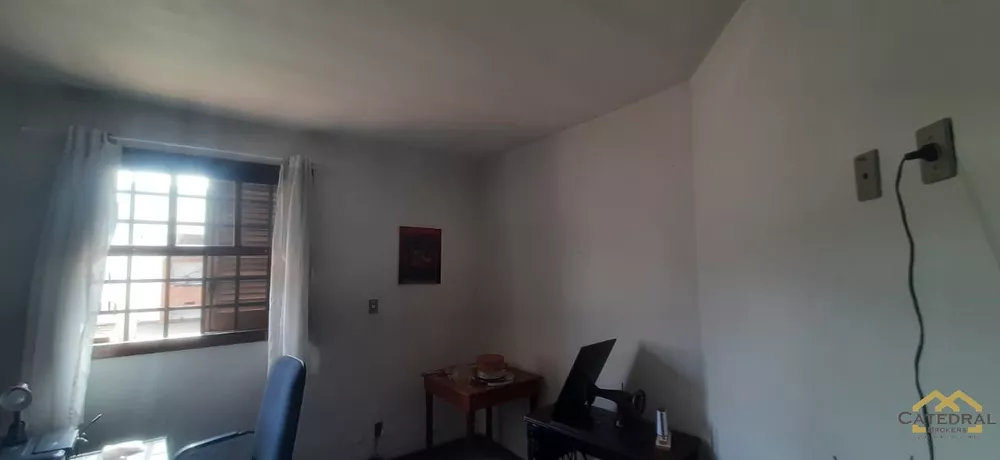 Casa, 4 quartos, 277 m² - Foto 5