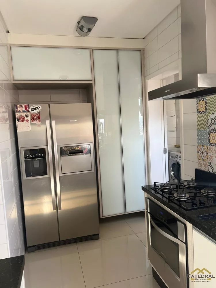 Apartamento à venda com 1 quarto, 253m² - Foto 8