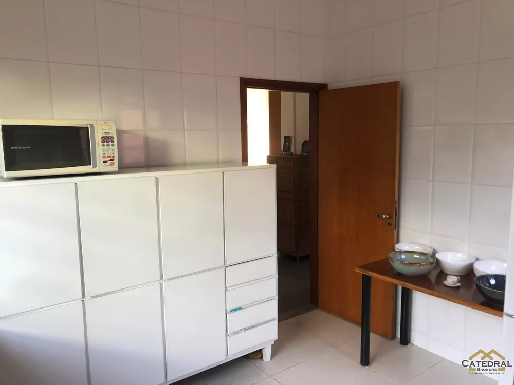 Prédio Inteiro para alugar com 2 quartos, 386m² - Foto 3