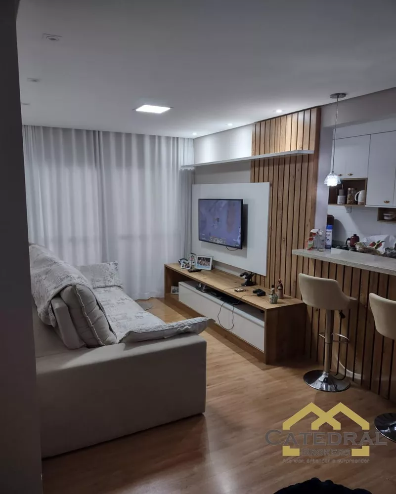 Apartamento à venda com 3 quartos, 80m² - Foto 1