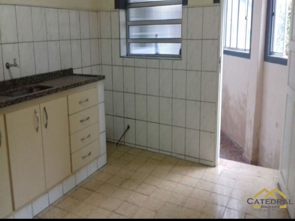 Casa à venda com 4 quartos, 400m² - Foto 3