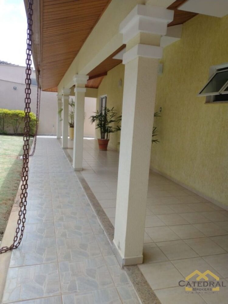 Casa à venda com 3 quartos, 329m² - Foto 17
