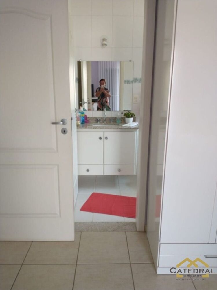 Casa à venda com 3 quartos, 329m² - Foto 26
