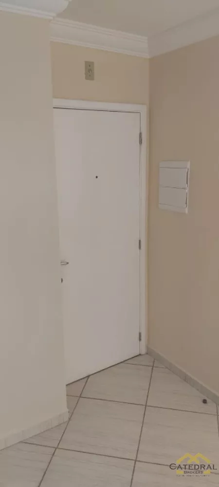 Apartamento à venda com 2 quartos, 48m² - Foto 3