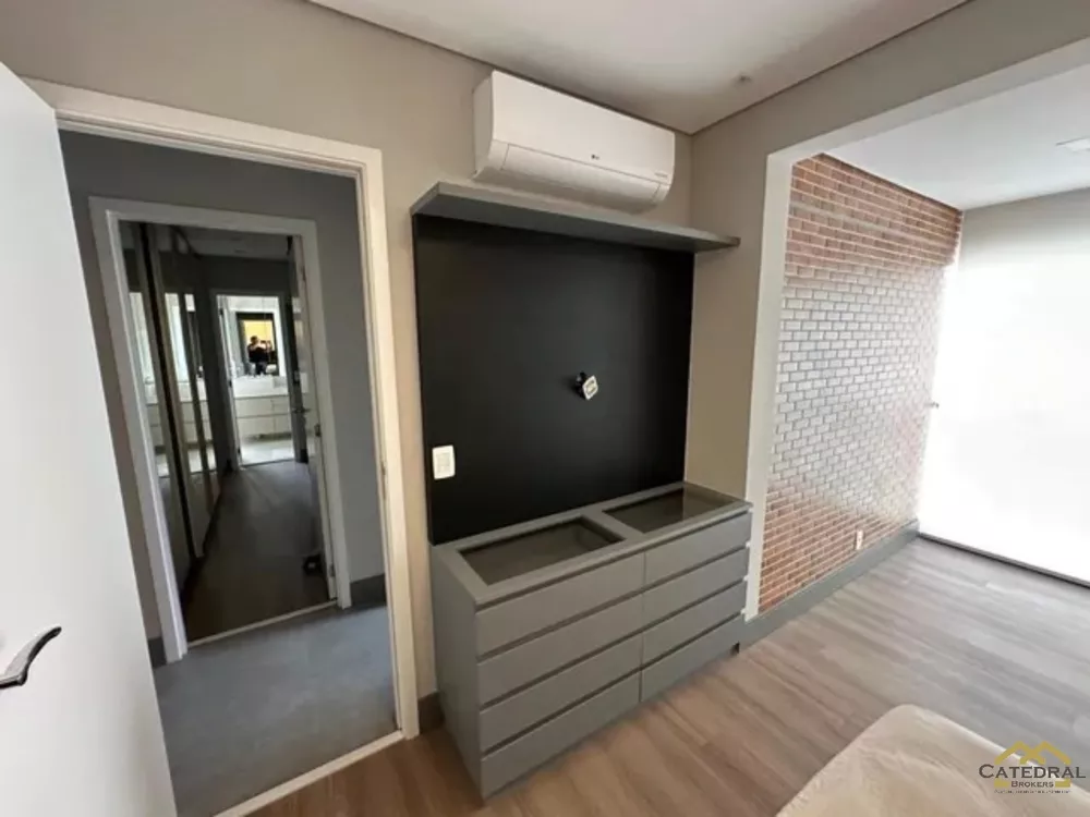 Apartamento à venda com 3 quartos, 148m² - Foto 2