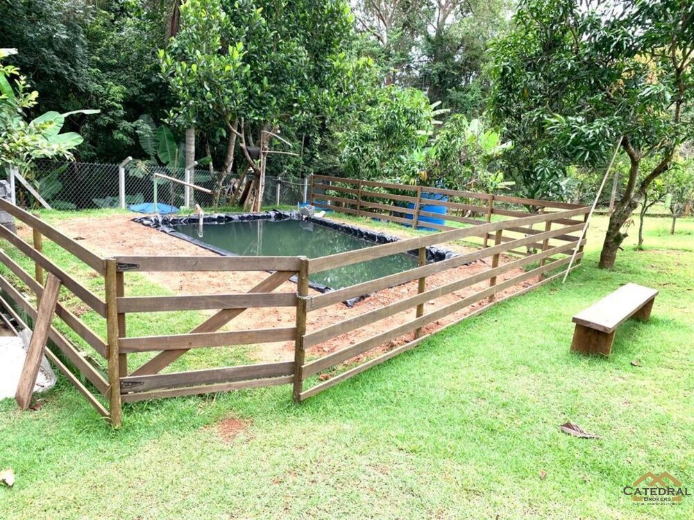 Chácara à venda com 7 quartos, 220m² - Foto 18