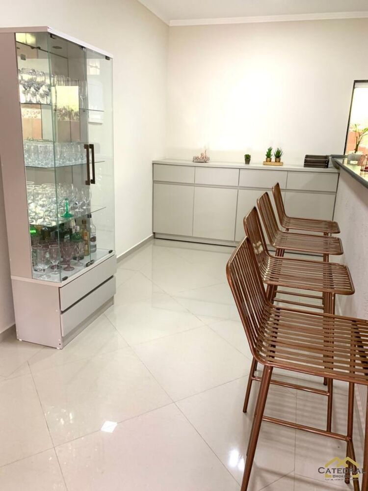 Chácara à venda com 7 quartos, 220m² - Foto 4