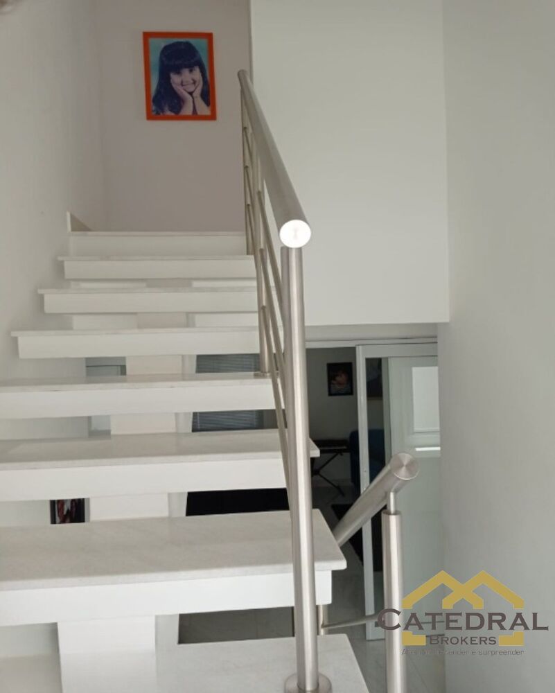 Sobrado à venda com 4 quartos, 289m² - Foto 11