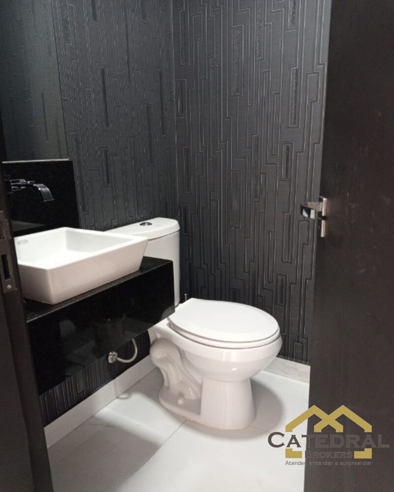 Sobrado à venda com 4 quartos, 289m² - Foto 20