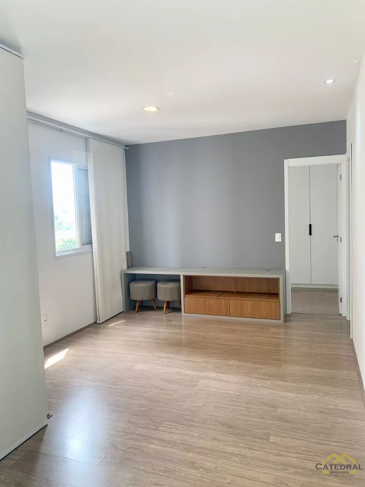 Apartamento à venda com 3 quartos, 61m² - Foto 4