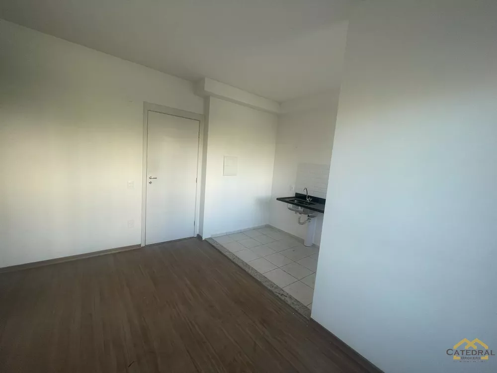 Apartamento para alugar com 2 quartos, 44m² - Foto 3