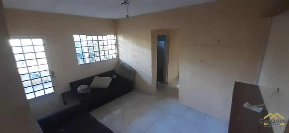 Chácara à venda com 1 quarto, 300m² - Foto 3