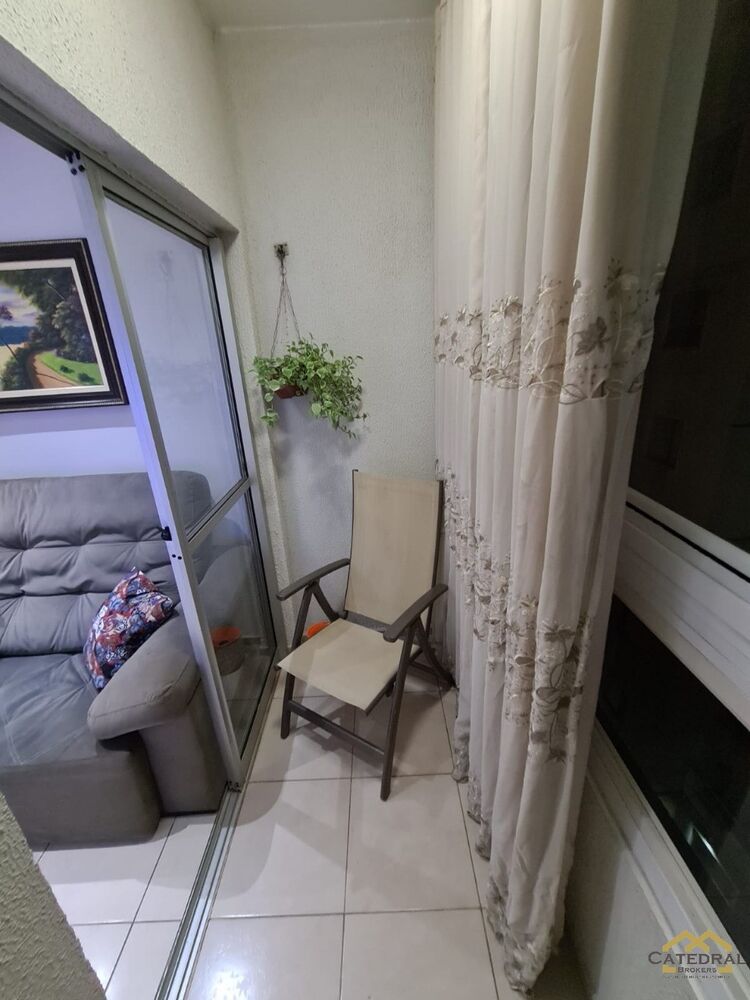 Apartamento à venda com 2 quartos, 51m² - Foto 3
