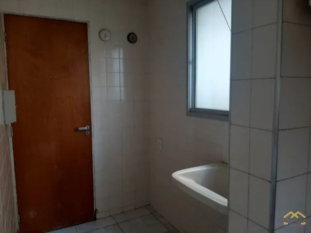 Apartamento à venda com 1 quarto, 62m² - Foto 4