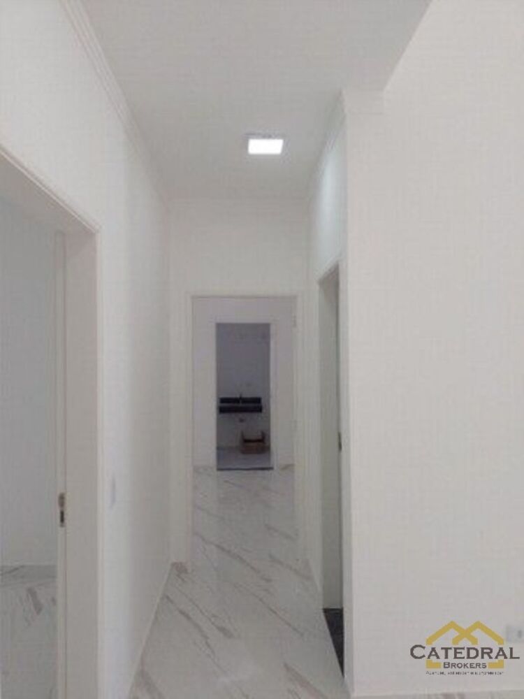 Casa à venda com 3 quartos, 300m² - Foto 10