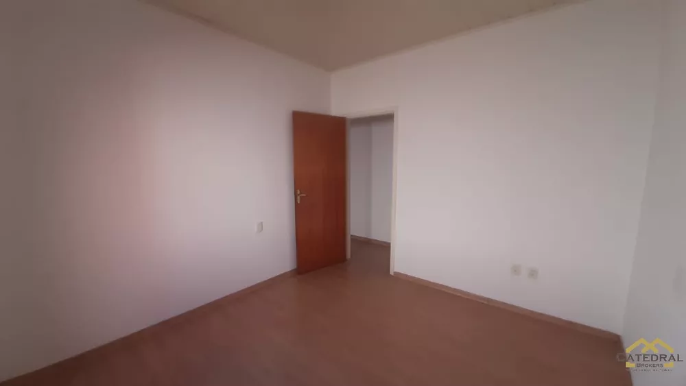 Casa, 3 quartos, 169 m² - Foto 4