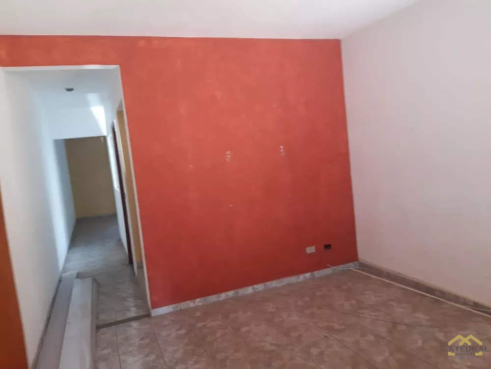 Sobrado à venda com 3 quartos, 131m² - Foto 1