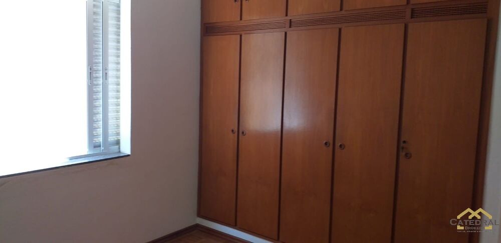 Casa à venda com 2 quartos, 138m² - Foto 5