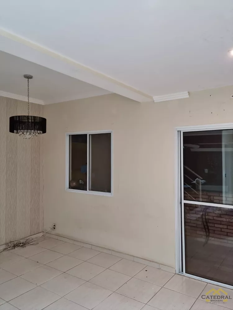 Casa de Condomínio à venda com 3 quartos, 83m² - Foto 2