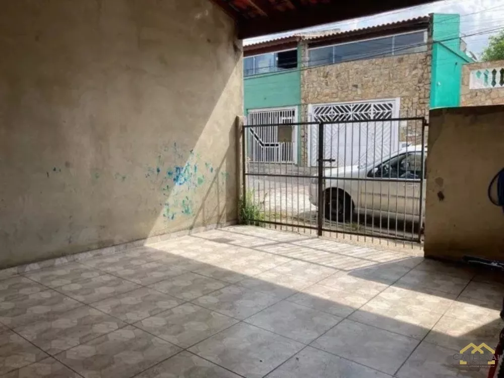 Sobrado à venda com 2 quartos, 129m² - Foto 1