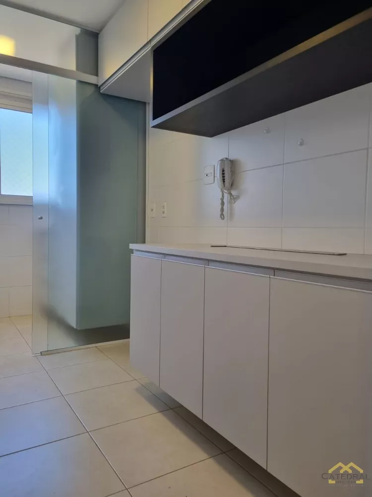 Apartamento à venda com 2 quartos, 82m² - Foto 5