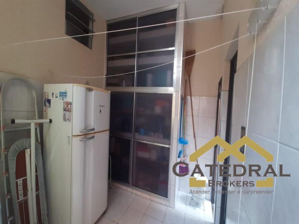 Sobrado à venda com 6 quartos, 360m² - Foto 14