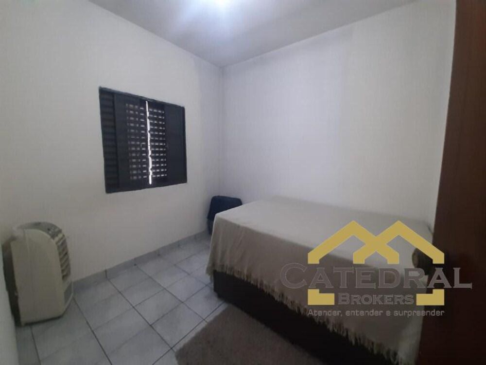 Sobrado à venda com 6 quartos, 360m² - Foto 2