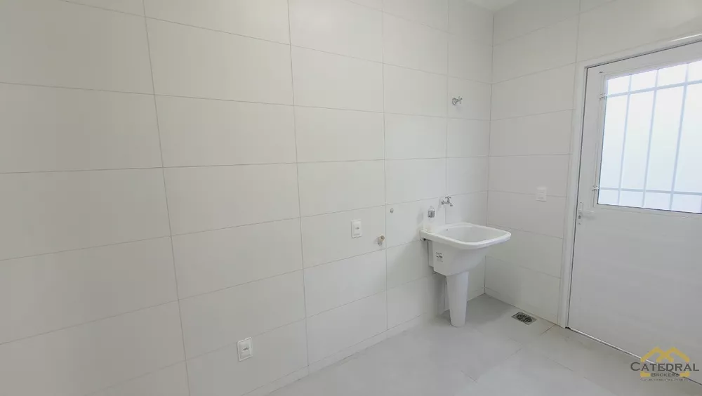 Casa à venda com 3 quartos, 140m² - Foto 11