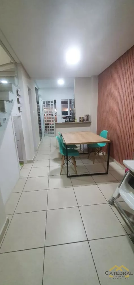 Casa de Condomínio à venda com 2 quartos, 78m² - Foto 4