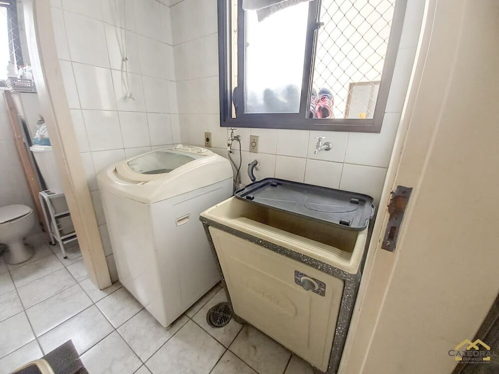 Apartamento, 3 quartos, 105 m² - Foto 2