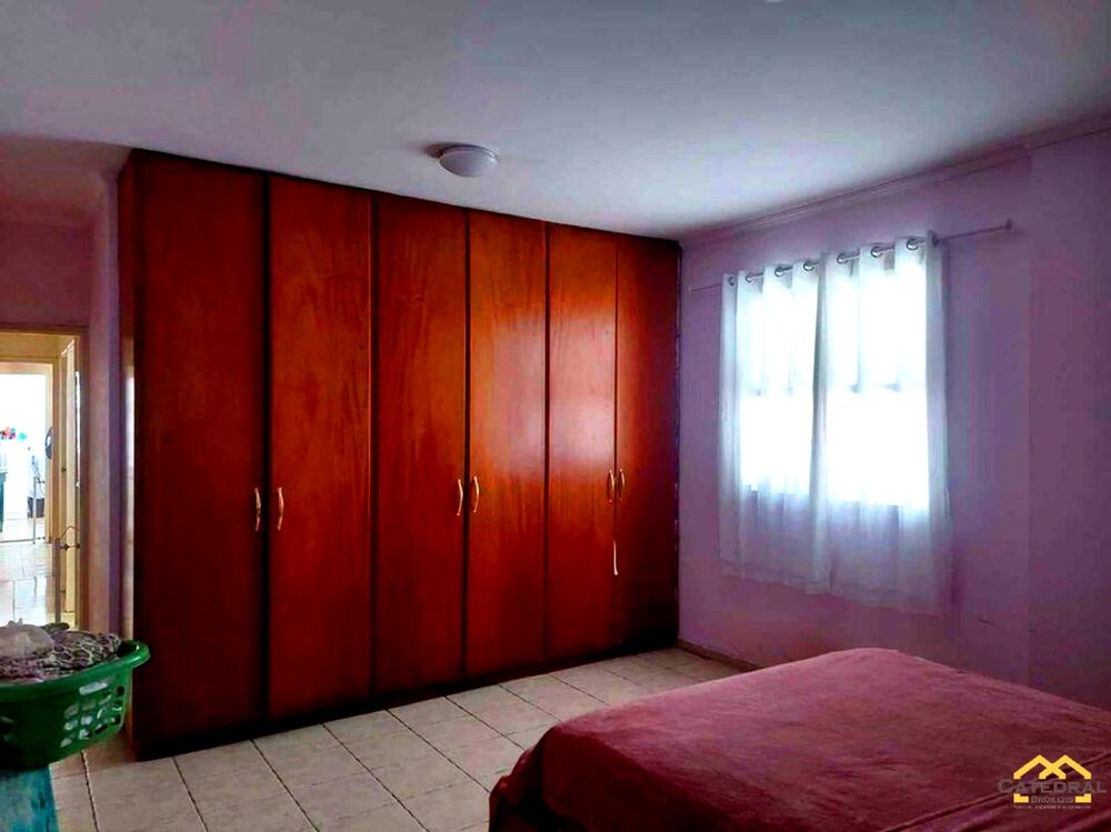 Casa, 2 quartos, 200 m² - Foto 2