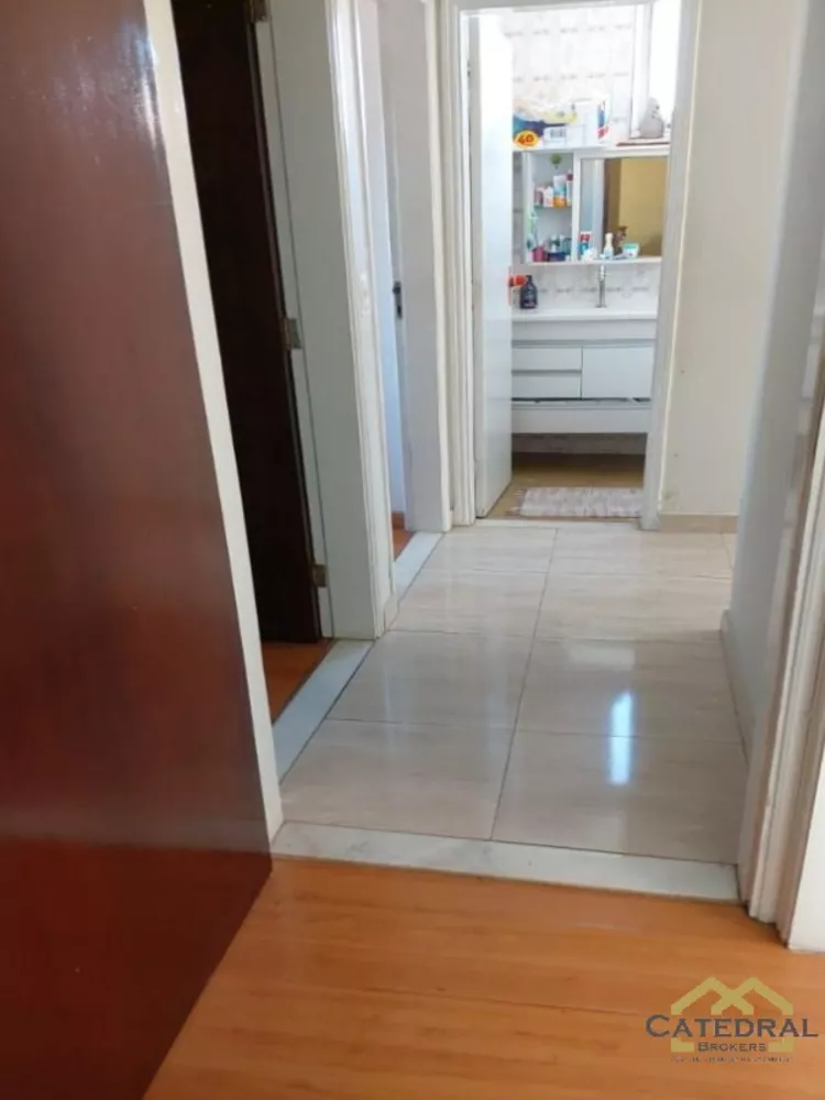 Apartamento à venda com 4 quartos, 200m² - Foto 3