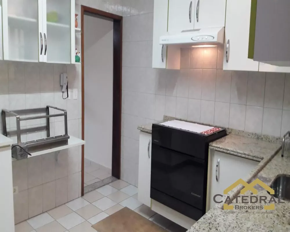 Sobrado à venda com 3 quartos, 270m² - Foto 6