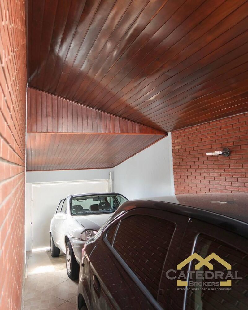 Casa, 4 quartos, 232 m² - Foto 2