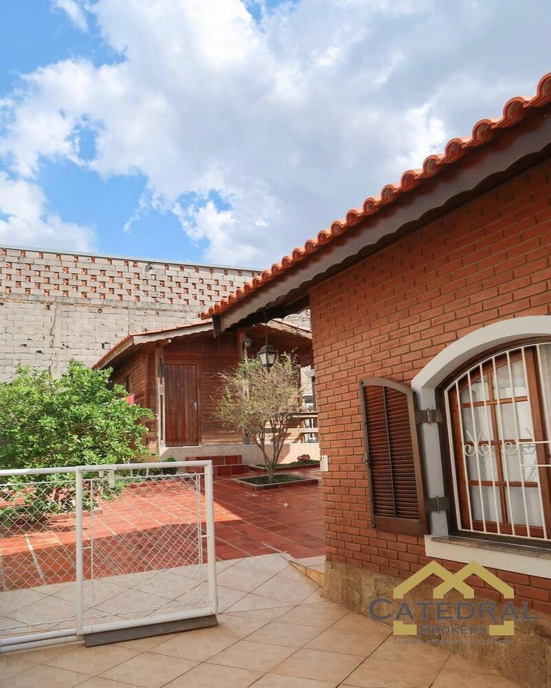 Casa, 4 quartos, 232 m² - Foto 3