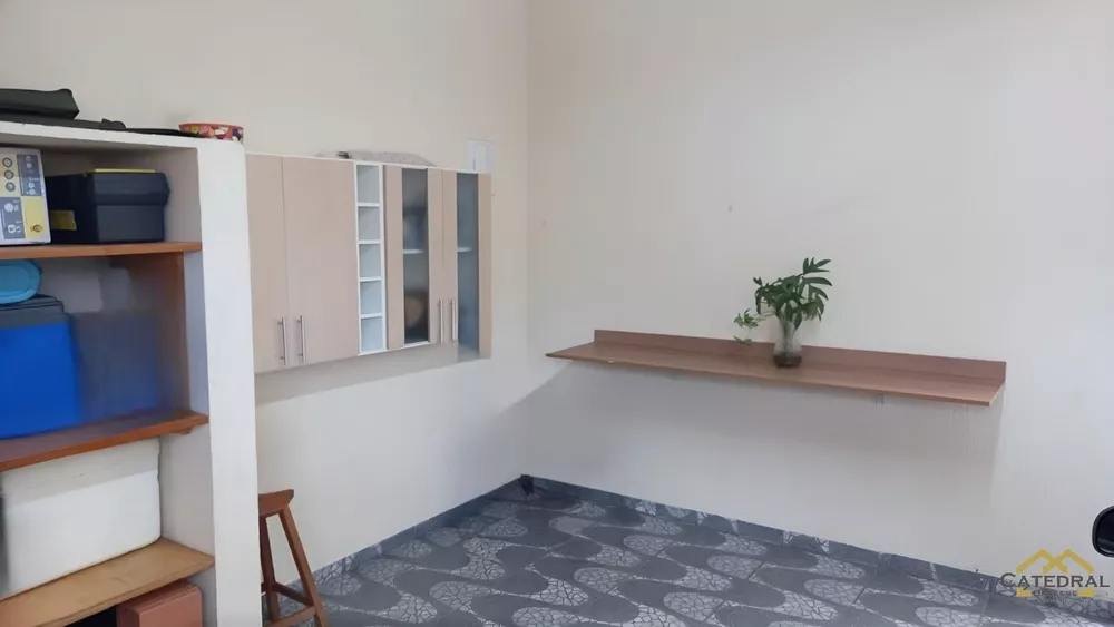 Casa à venda com 4 quartos, 193m² - Foto 3