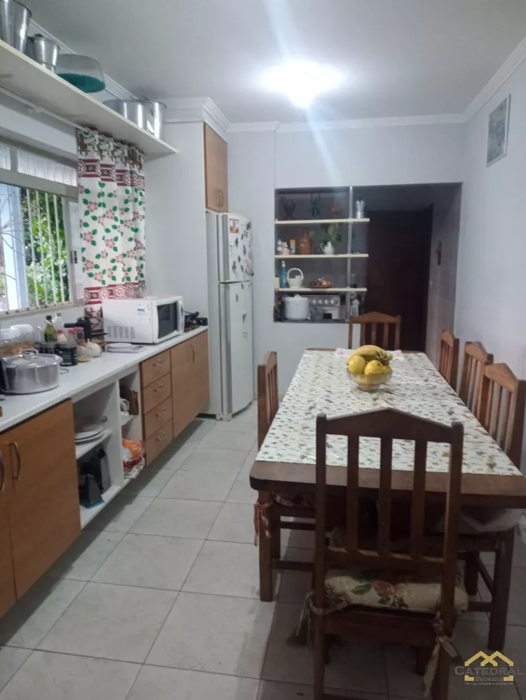 Prédio Inteiro para alugar com 3 quartos, 315m² - Foto 4