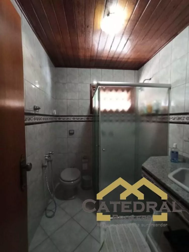 Sobrado à venda com 2 quartos, 375m² - Foto 3