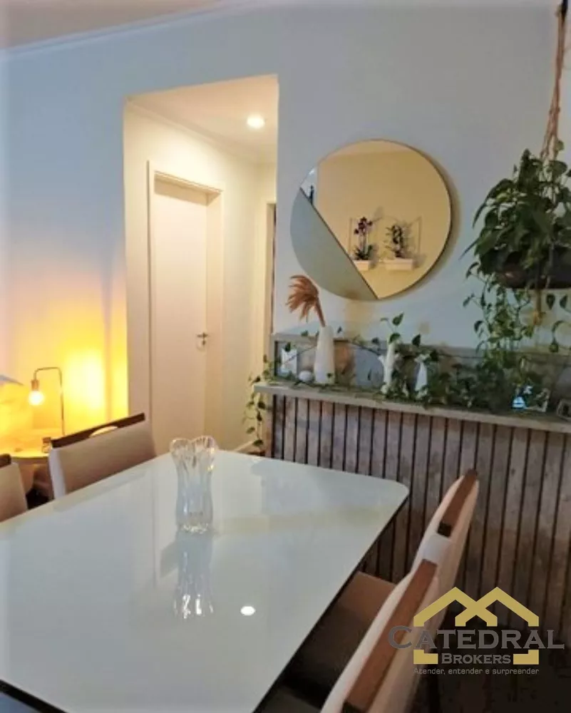 Apartamento à venda com 2 quartos, 66m² - Foto 3