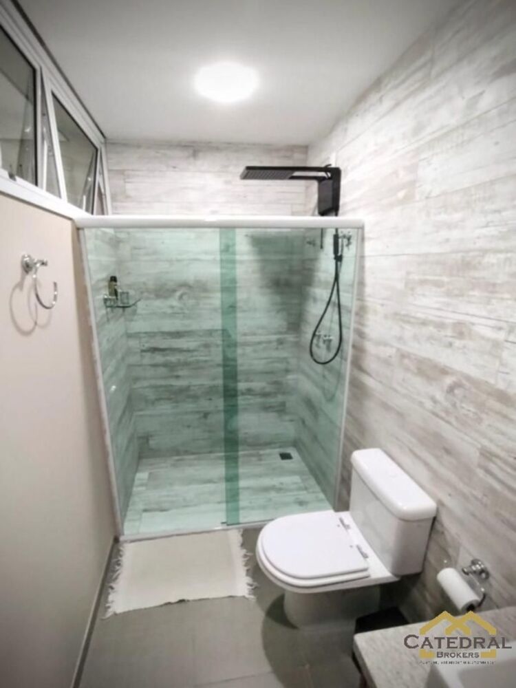 Casa à venda com 4 quartos, 500m² - Foto 4