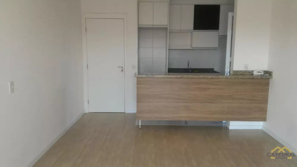 Apartamento para alugar com 3 quartos, 71m² - Foto 1