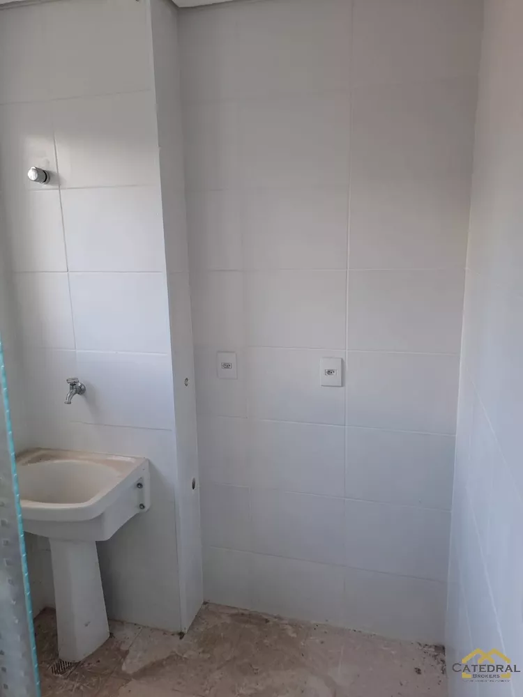 Apartamento à venda com 3 quartos, 76m² - Foto 4