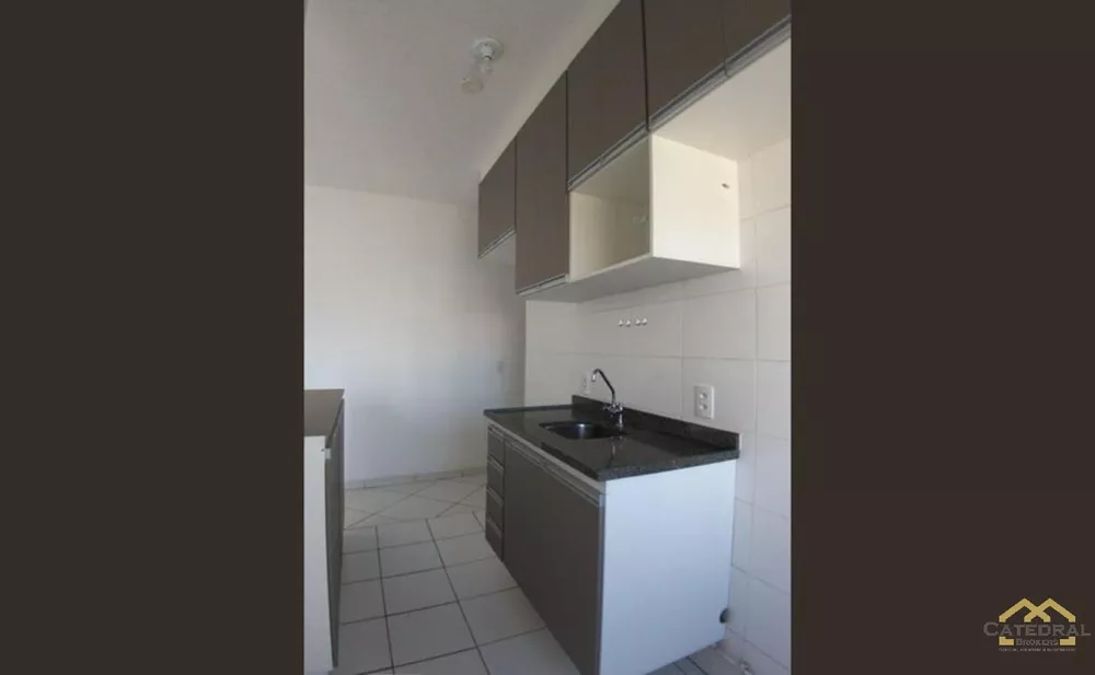 Apartamento à venda com 2 quartos, 49m² - Foto 3