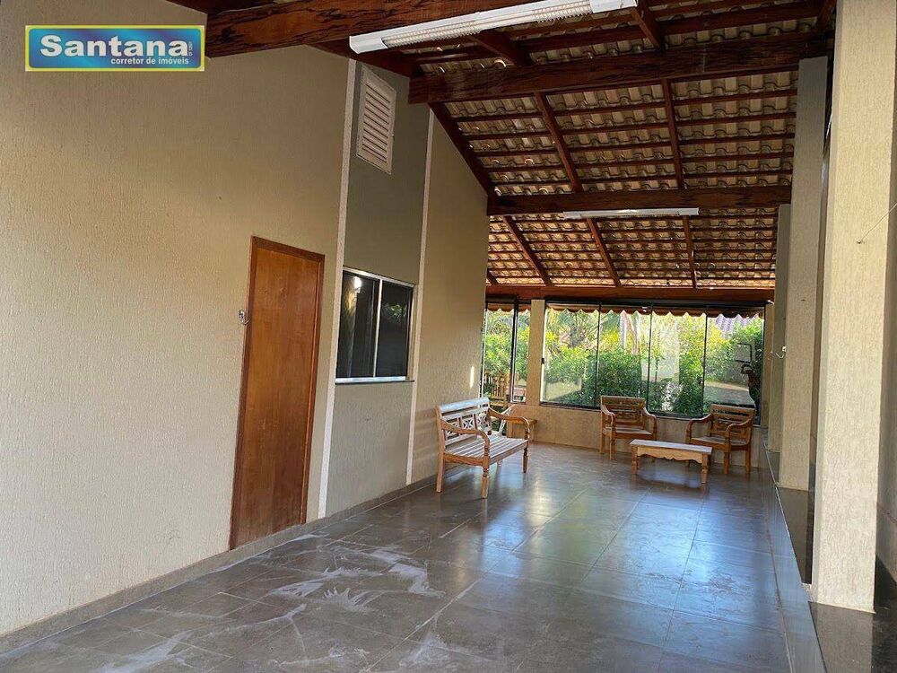Casa de Condomínio à venda com 4 quartos, 168m² - Foto 1